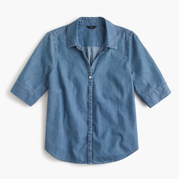 J. Crew Tops - J. Crew 🔥 Short Sleeve Button Up Shirt in Chambray Size Small